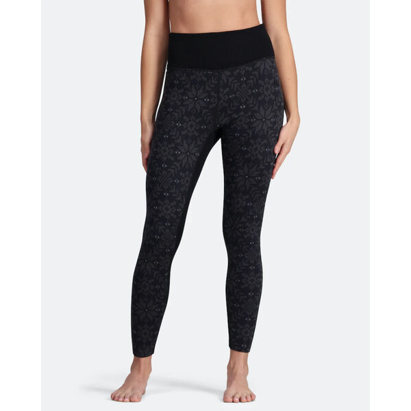 Carly  Women's Base Layer Leggings – Ably Apparel